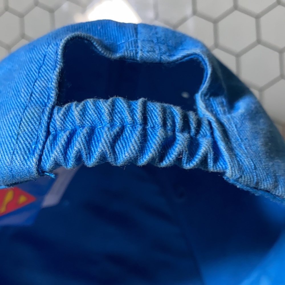 Superman Baseball Hat - Picture 5 of 5